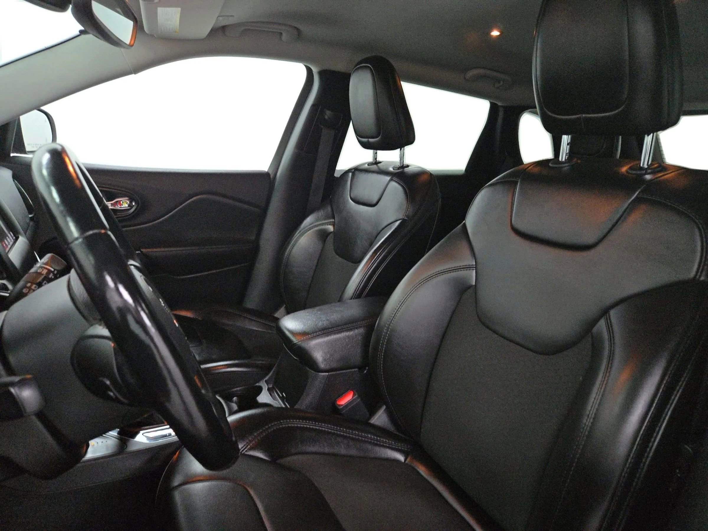 Used 2021 Jeep Cherokee Latitude image 19