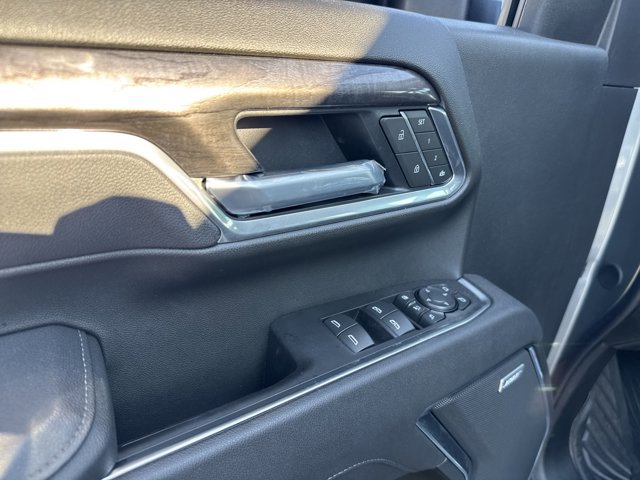New 2025 Chevrolet Silverado 2500 LTZ w/ LTZ Premium Package AWD/4WD image 17