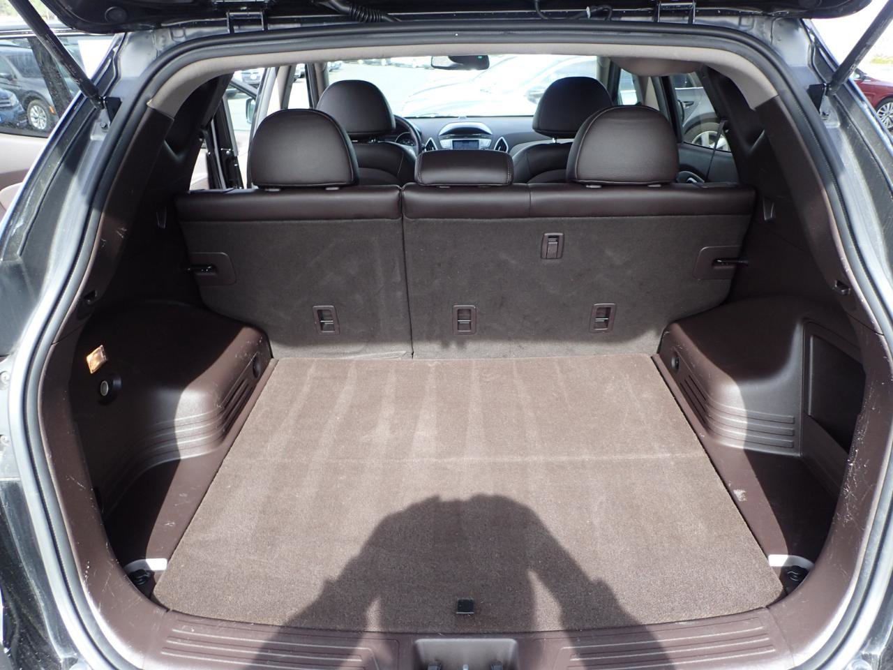 Used 2012 Hyundai Tucson GLS FWD image 11