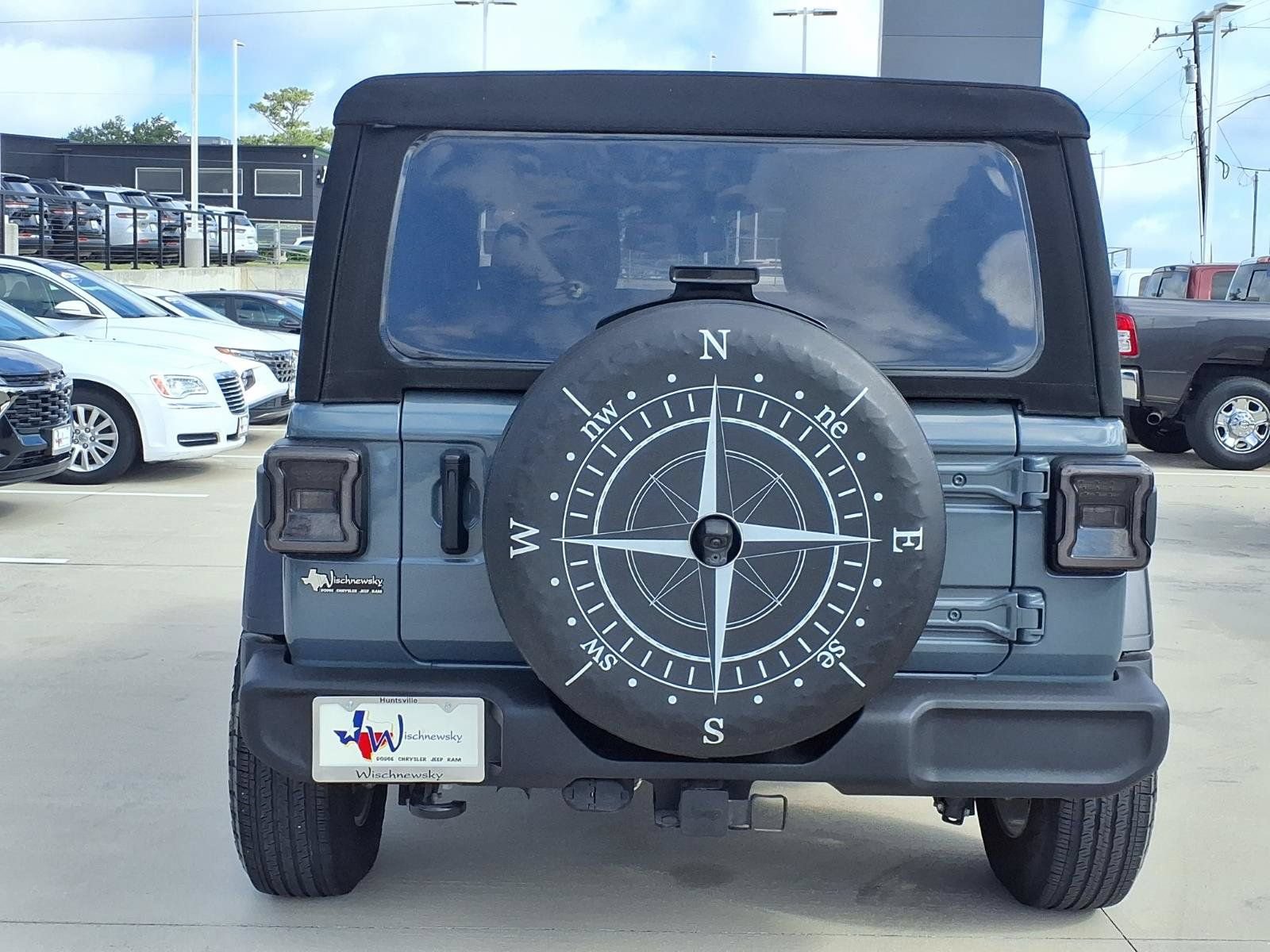Used 2024 Jeep Wrangler Sport AWD/4WD image 7
