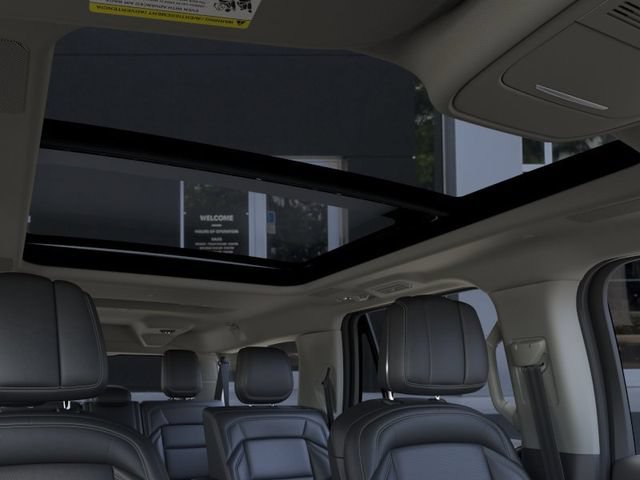 New 2026 Lincoln Navigator L Reserve AWD/4WD image 22