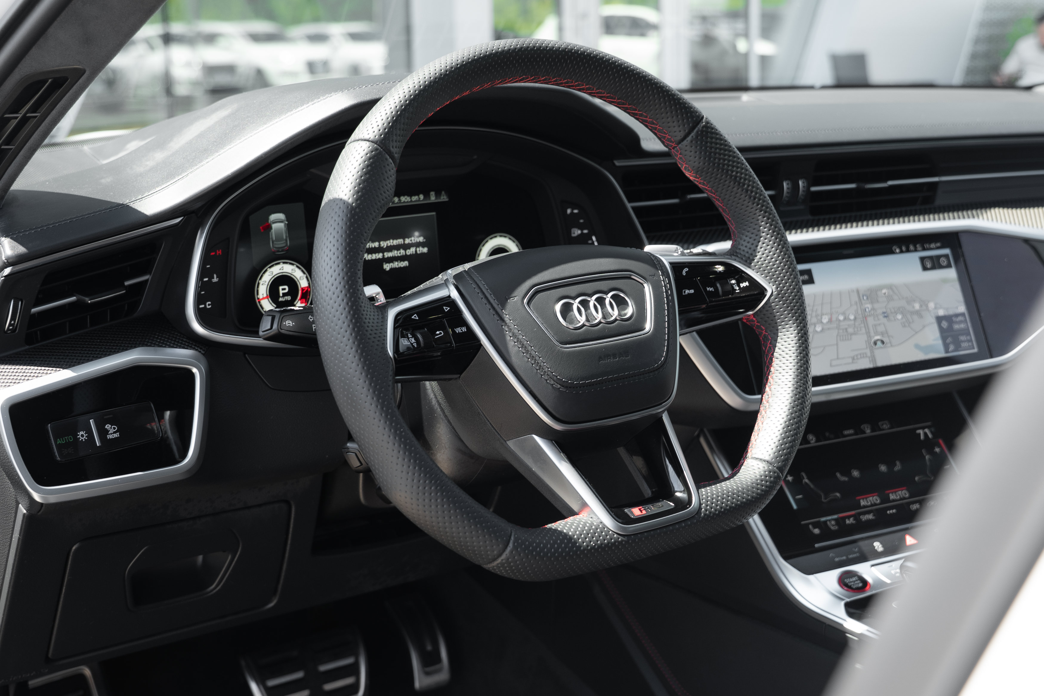 Certified 2025 Audi RS 6 performance AWD/4WD image 12