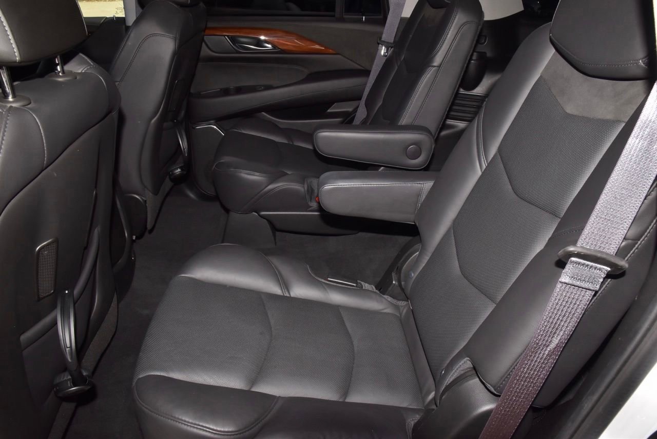 Used 2017 Cadillac Escalade Premium Luxury AWD/4WD image 14
