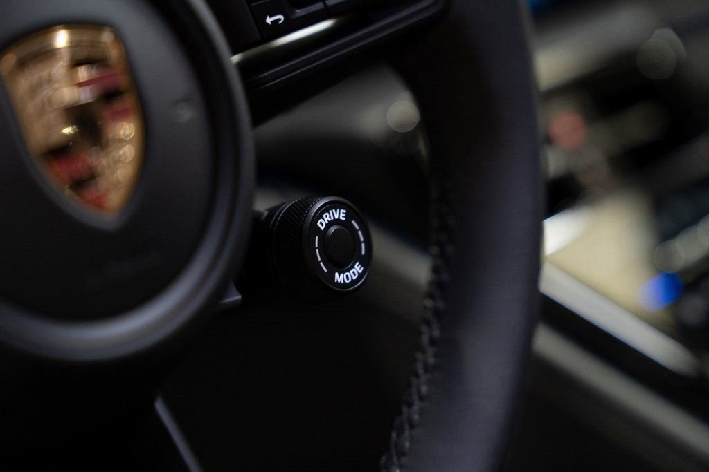 Certified 2024 Porsche Panamera image 13