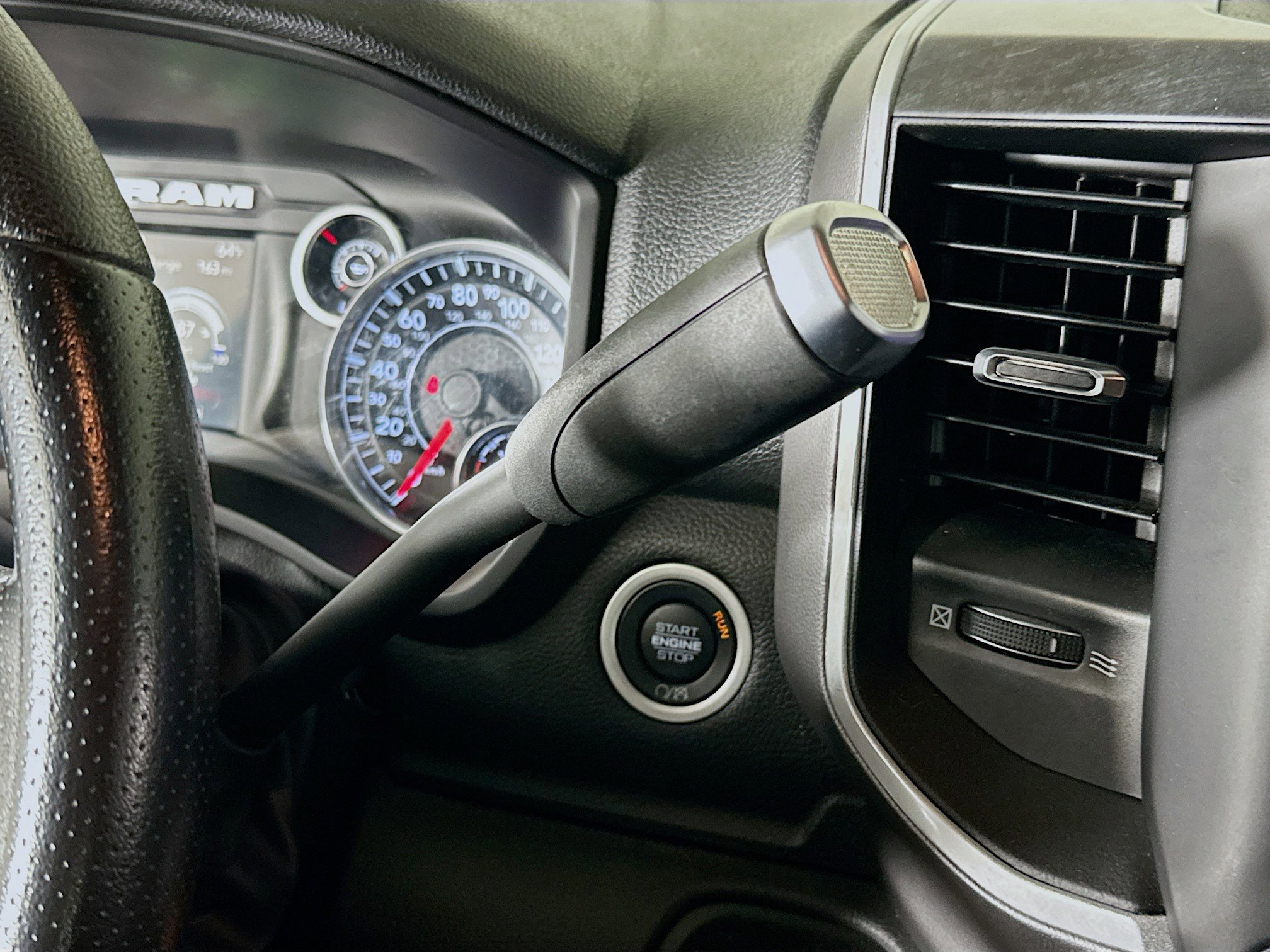 Used 2022 RAM 2500 Big Horn image 23