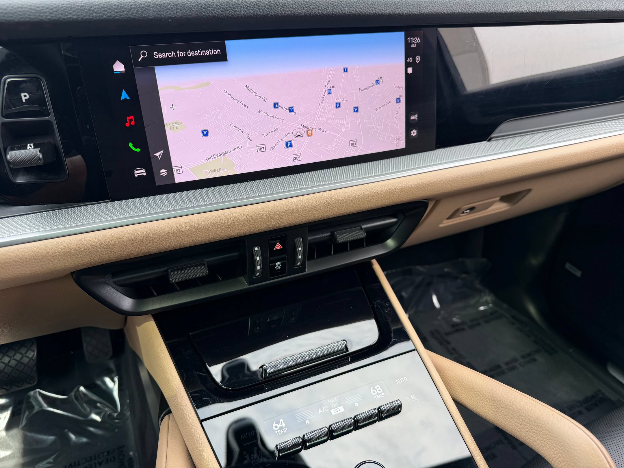 Certified 2024 Porsche Cayenne AWD/4WD image 16