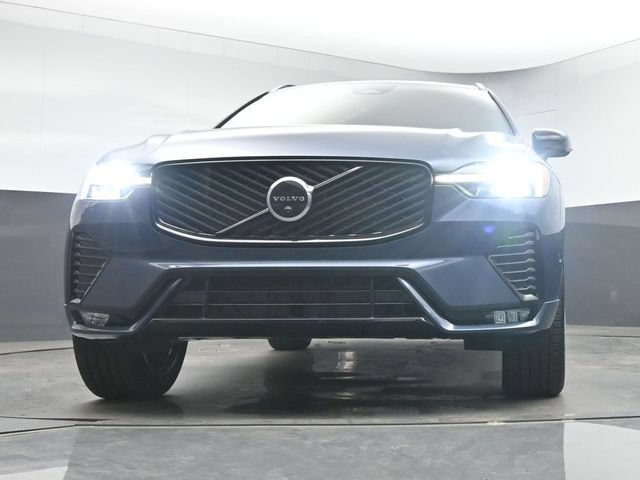 New 2026 Volvo XC60 B5 Plus w/ Protection Package Premier AWD/4WD image 38