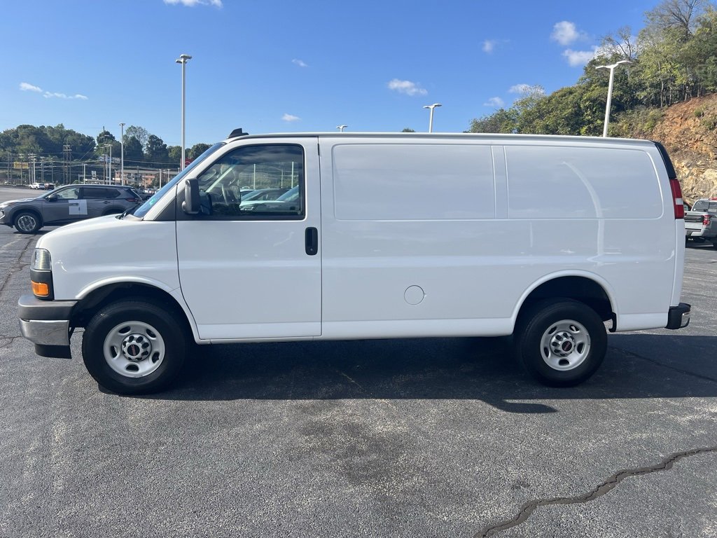 Used 2024 GMC Savana 2500 w/ Driver Convenience Package image 6