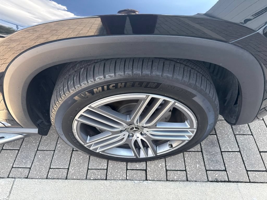 Used 2020 Mercedes-Benz GLS 450 4MATIC image 12