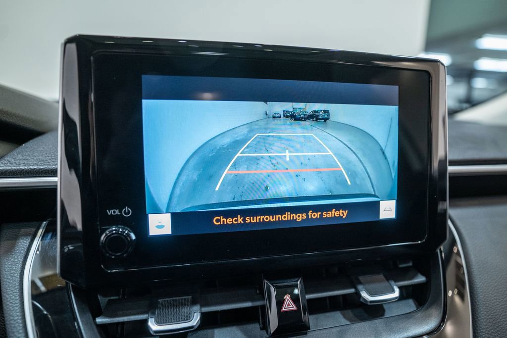 Used 2023 Toyota Corolla Cross XLE w/ Convenience Package image 24