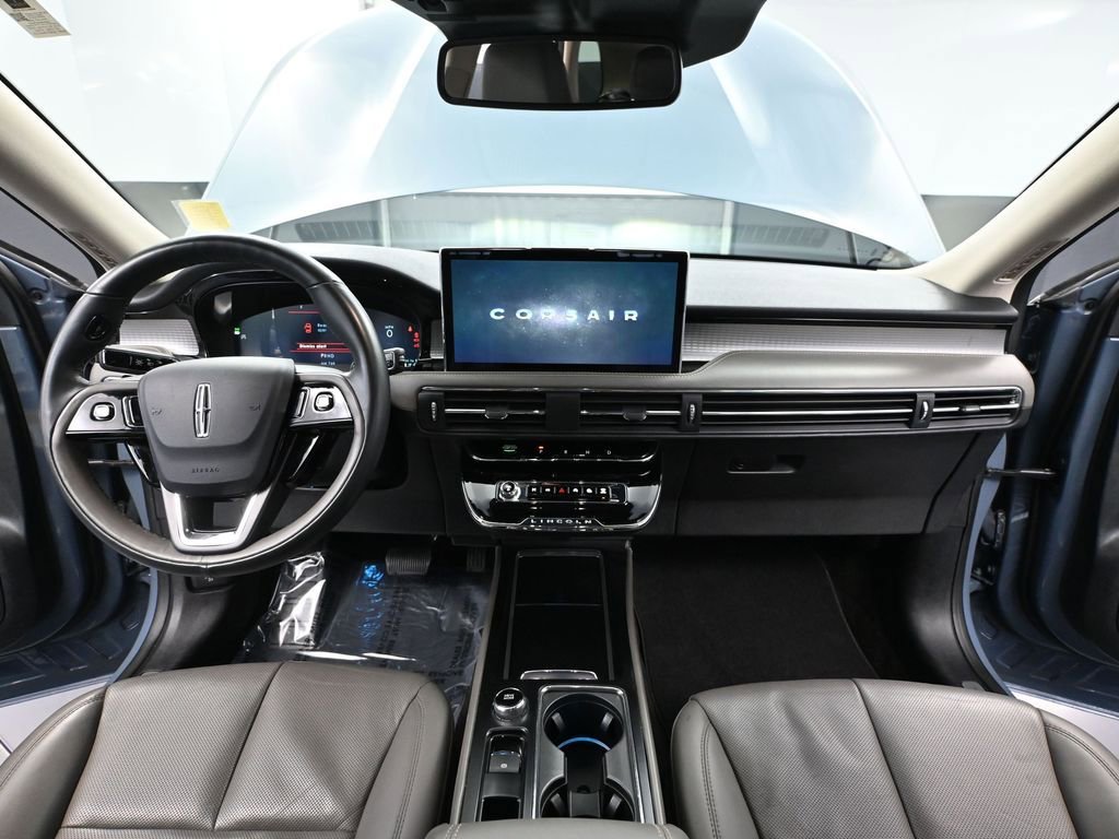 Used 2023 Lincoln Corsair Reserve image 24