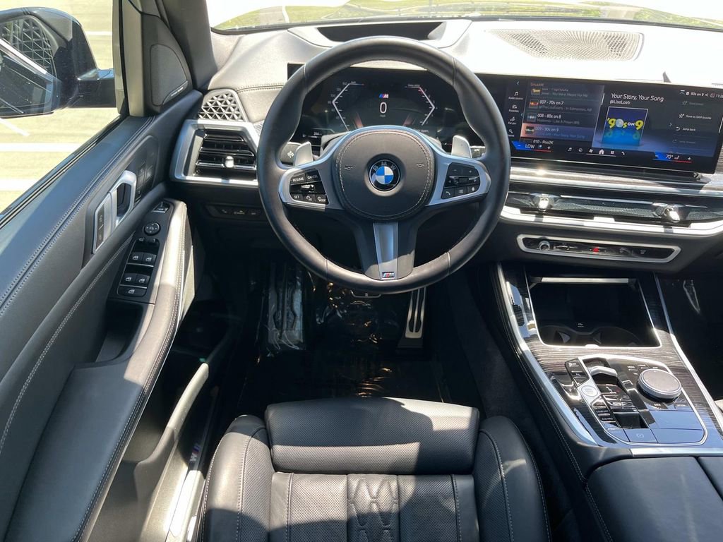 Used 2024 BMW X5 xDrive40i w/ M Sport Package AWD/4WD image 14