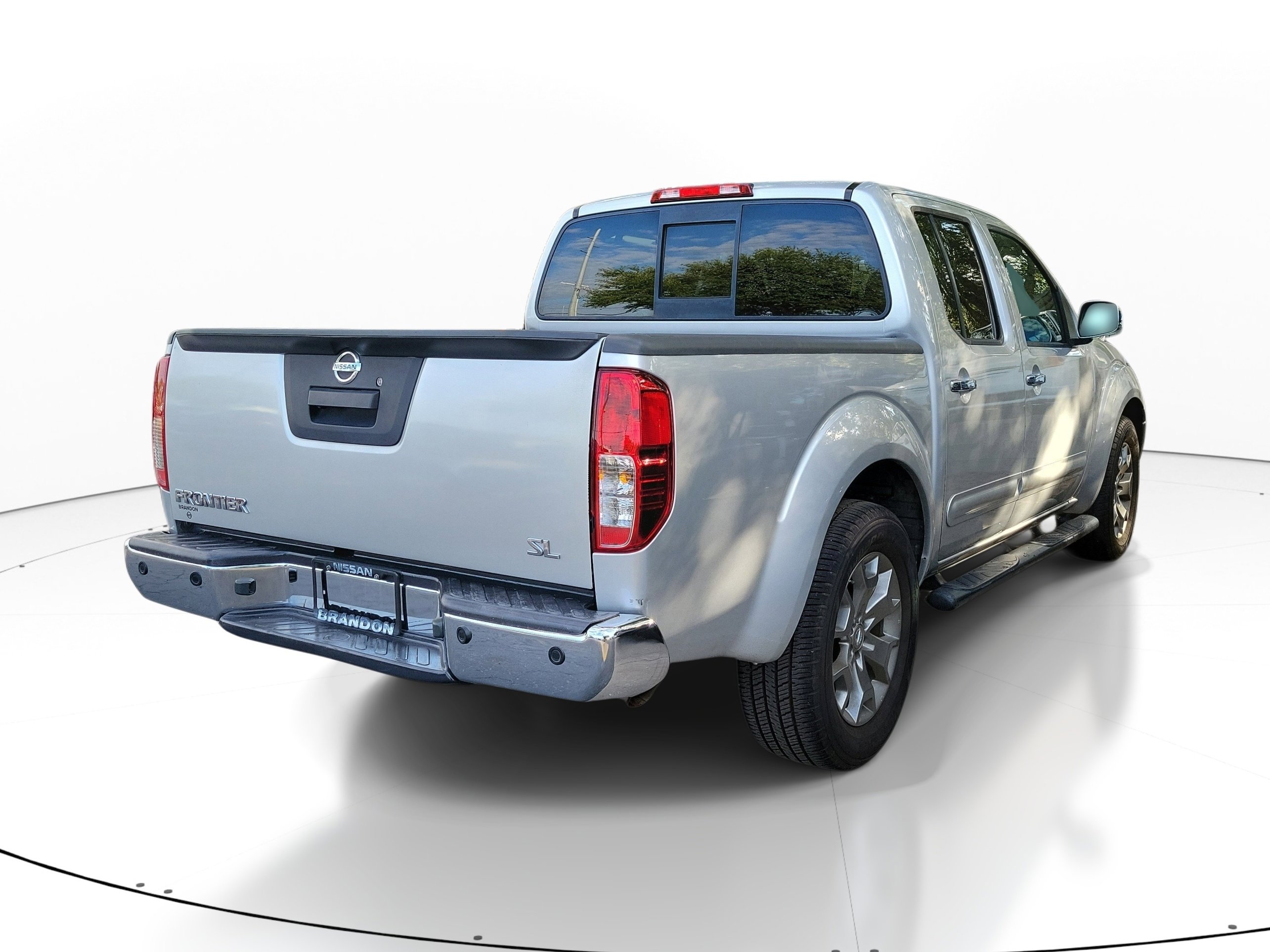 Used 2019 Nissan Frontier SL RWD image 8