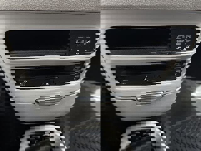 Used 2018 Chrysler Pacifica Limited w/ Tire & Wheel Group image 21