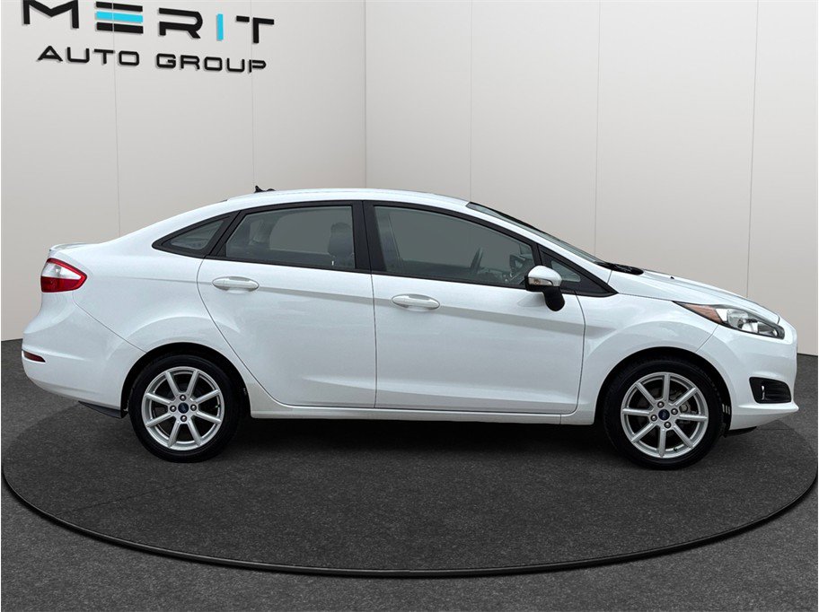 Used 2016 Ford Fiesta SE w/ Equipment Group 201A FWD image 10
