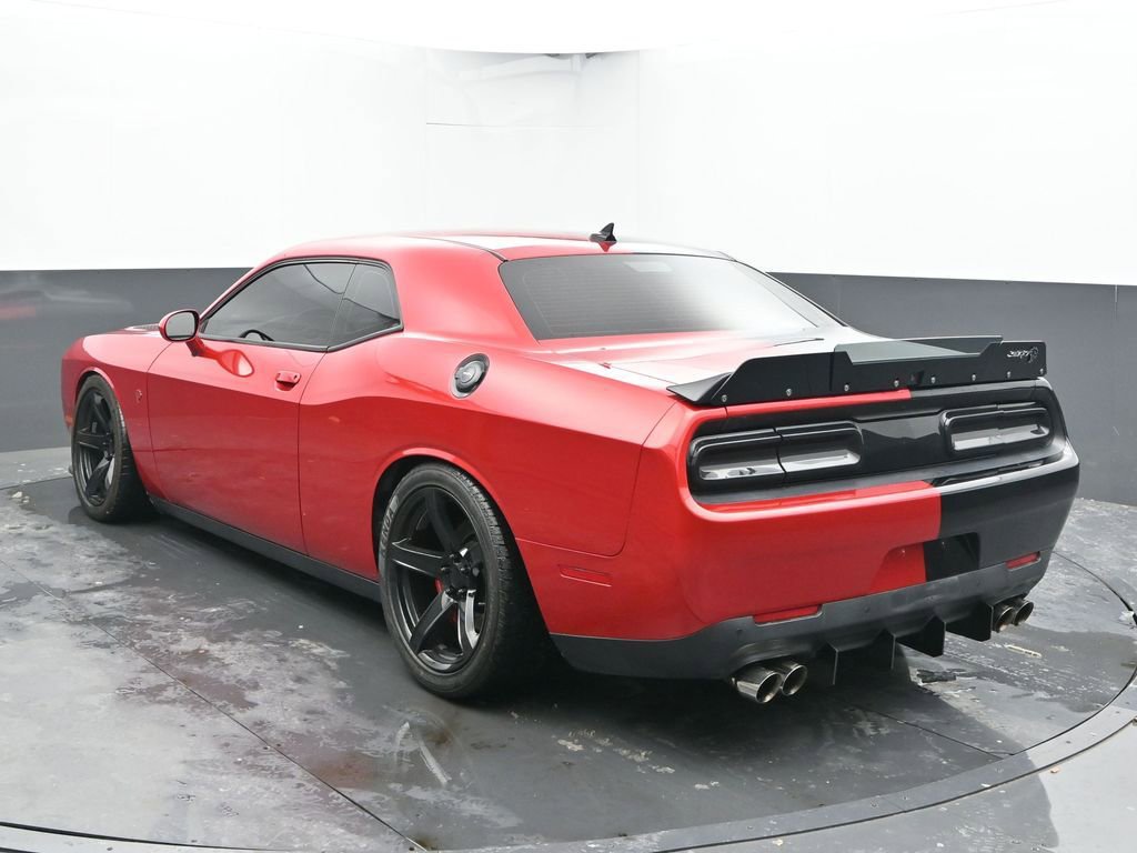 Used 2016 Dodge Challenger SRT Hellcat image 8
