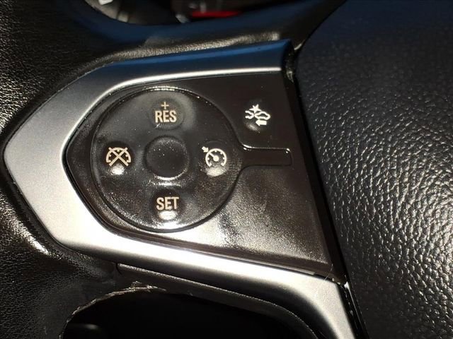 Used 2023 Chevrolet Traverse LT image 26