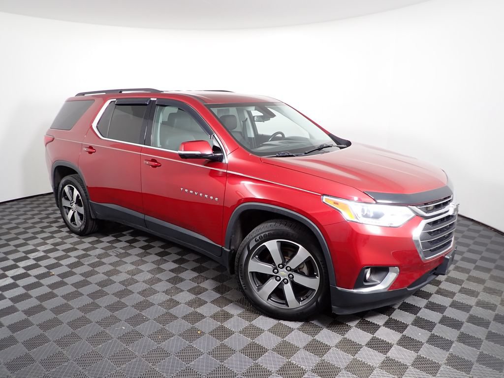 Used 2020 Chevrolet Traverse LT w/ LT Premium Package AWD/4WD image 9