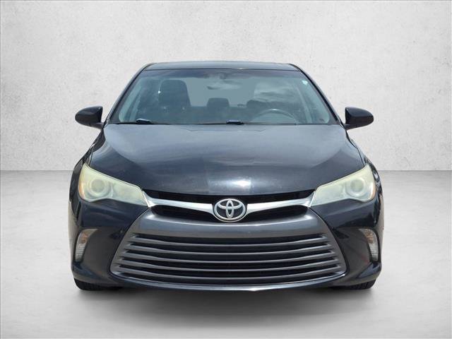 Used 2016 Toyota Camry LE FWD image 2