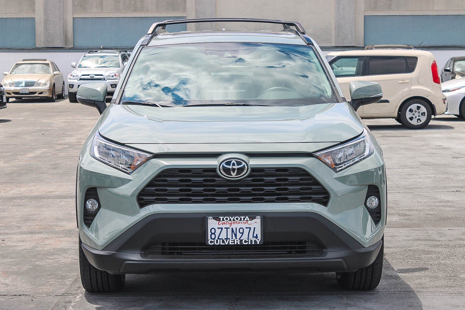 Certified 2021 Toyota RAV4 XLE Premium FWD image 3