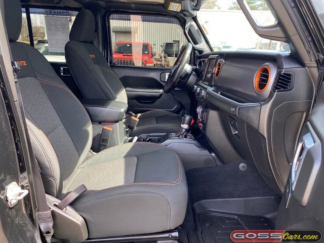 Used 2022 Jeep Gladiator Mojave w/ Cold Weather Group image 6