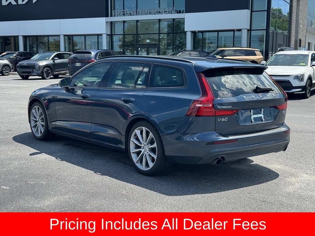 Used 2020 Volvo V60 T5 Momentum w/ Protection Package Premier FWD image 5