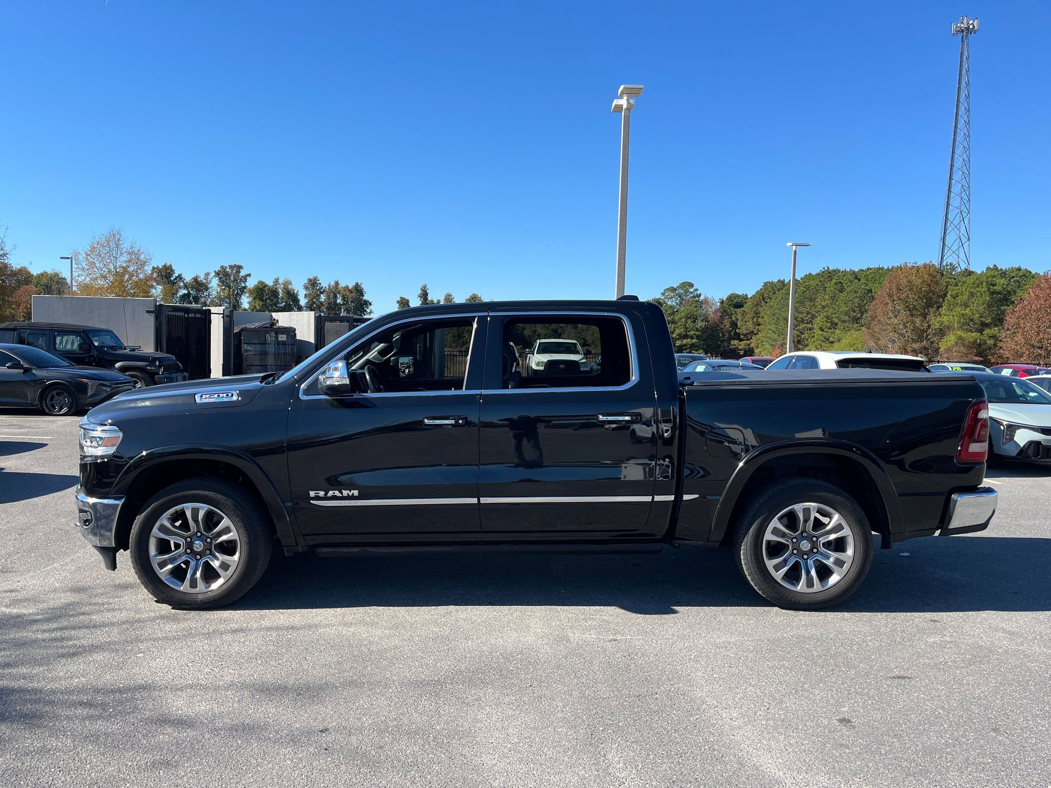 Used 2022 RAM 1500 Limited image 6