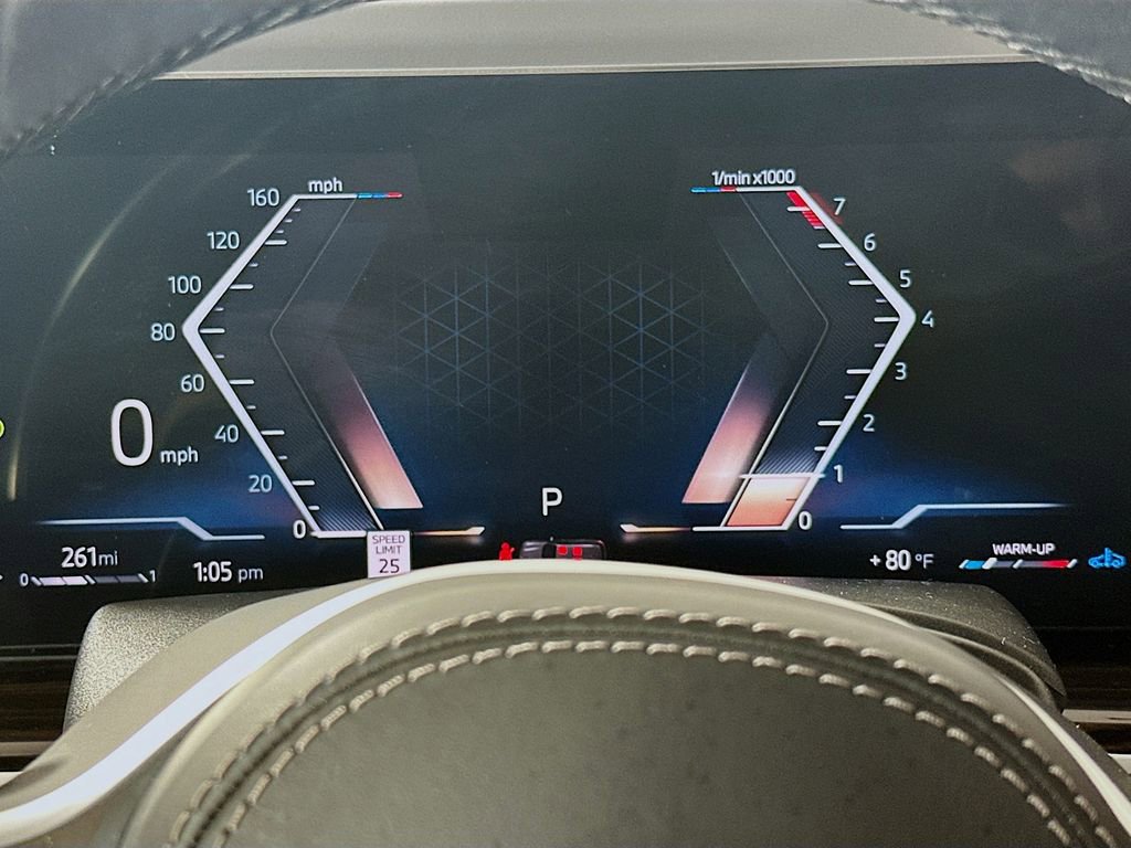 Used 2023 BMW X7 xDrive40i w/ Executive Package image 13