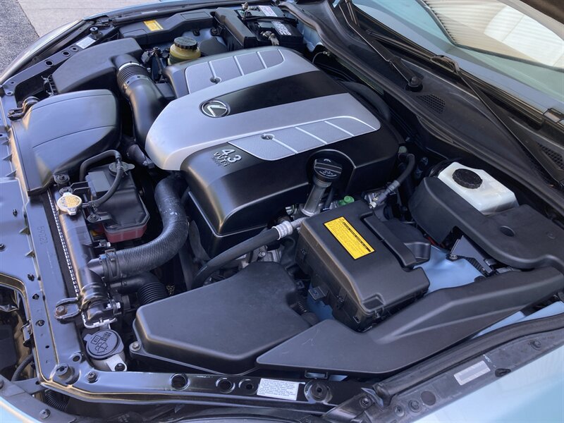 Used 2004 Lexus SC 430 Convertible RWD image 36