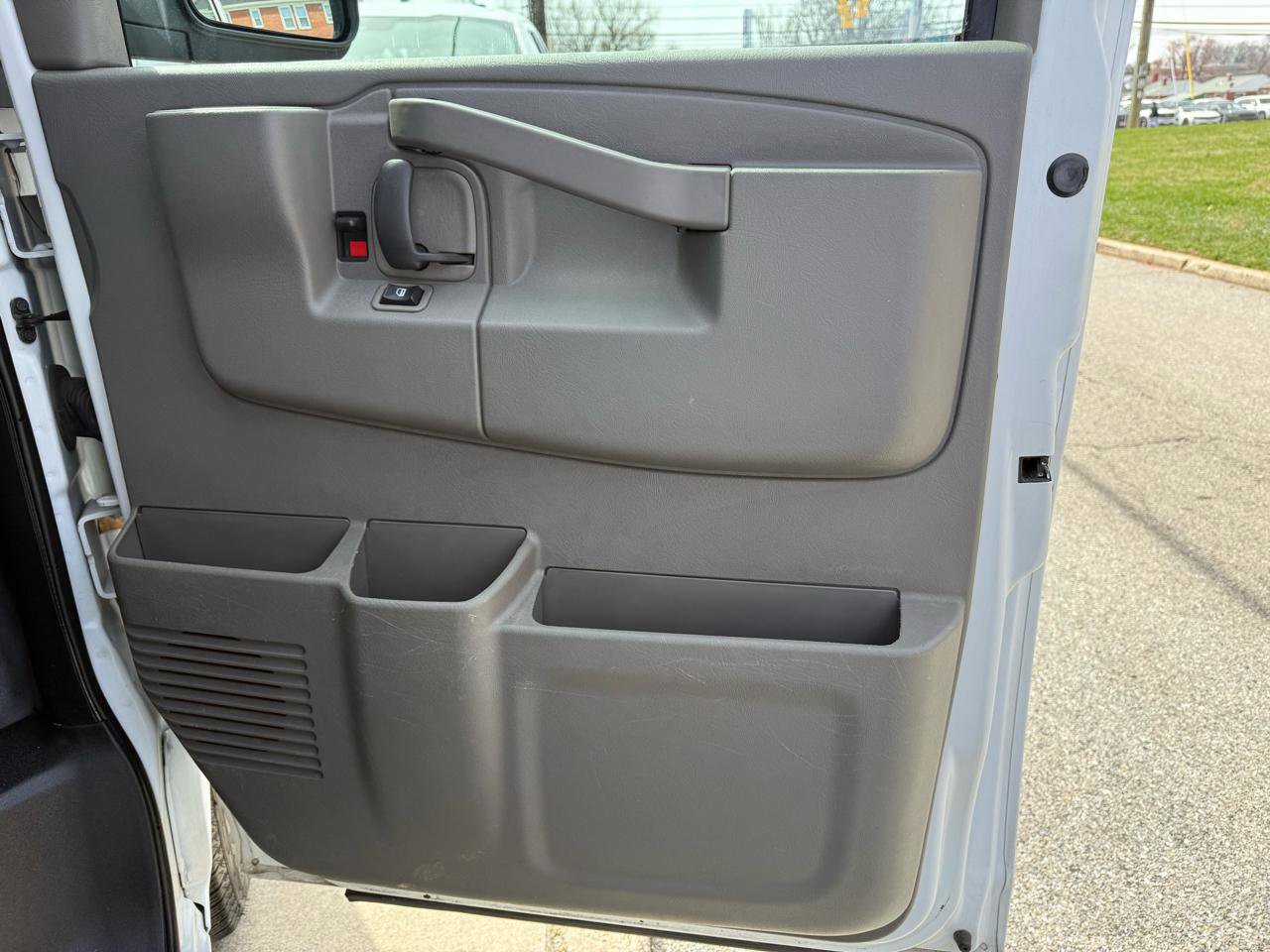 Used 2021 Chevrolet Express 2500 w/ Driver Convenience Package image 34