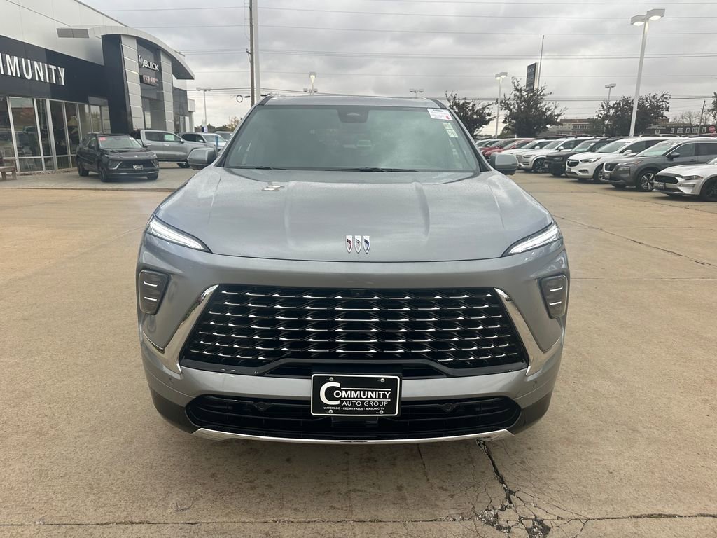 New 2026 Buick Enclave Avenir image 2