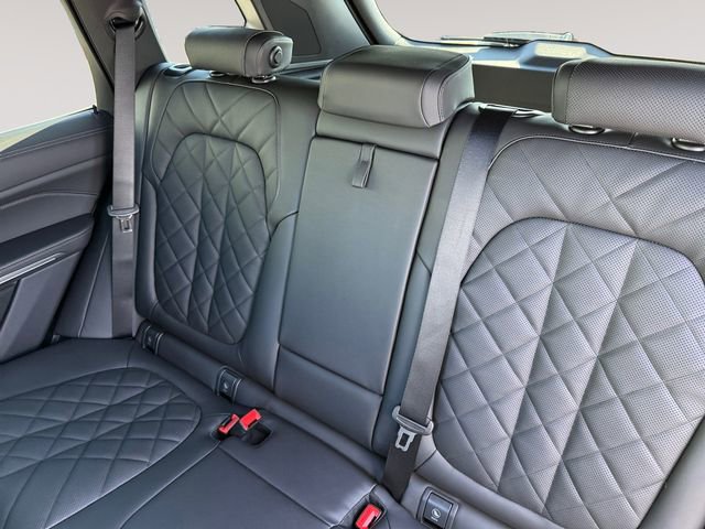 New 2026 BMW X5 xDrive40i AWD/4WD image 13