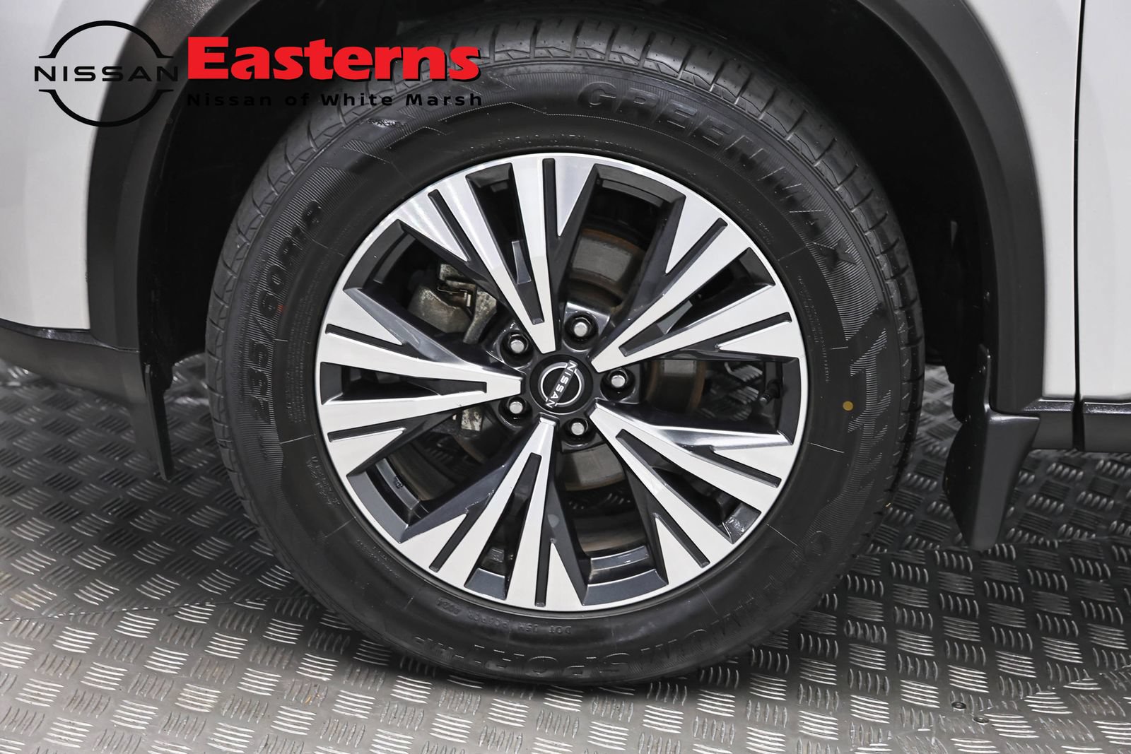 Used 2023 Nissan Rogue SV AWD/4WD image 32