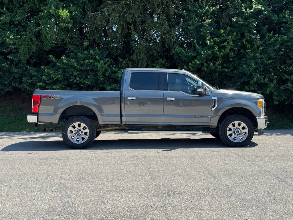 Used 2017 Ford F250 Lariat w/ Chrome Package AWD/4WD image 4