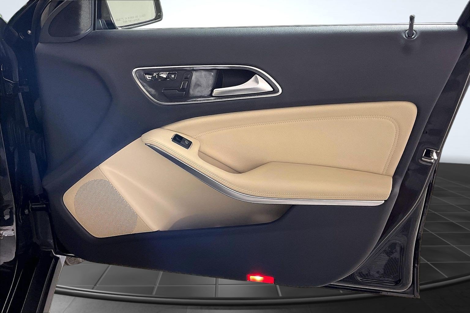 Used 2017 Mercedes-Benz GLA 250 image 24