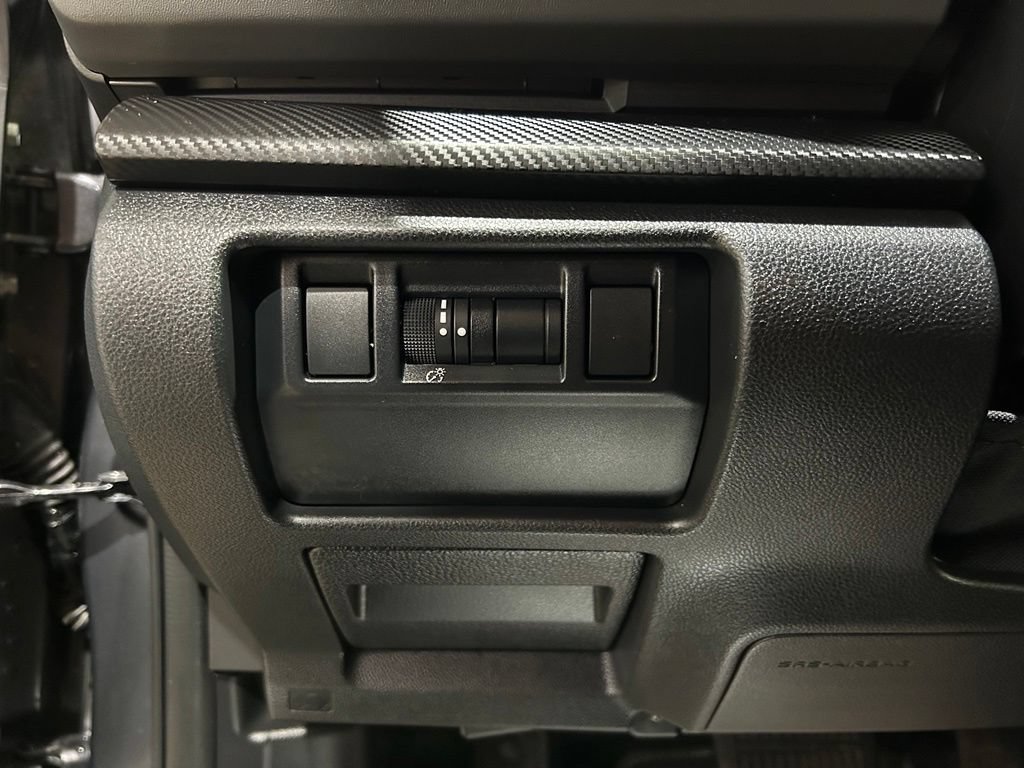 Used 2025 Subaru Crosstrek 2.5i Premium AWD/4WD image 19