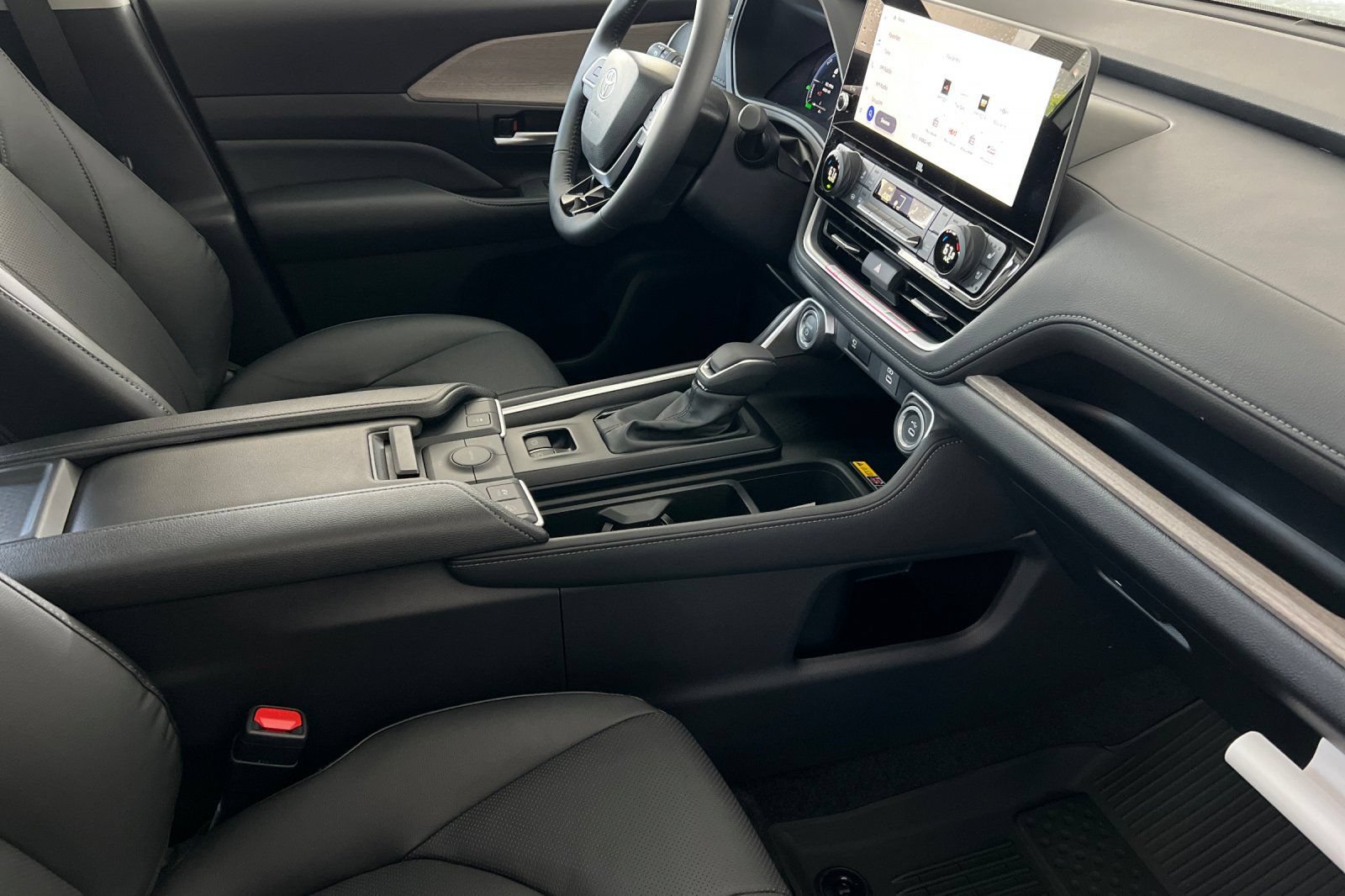 New 2026 Toyota Grand Highlander AWD Hybrid image 14
