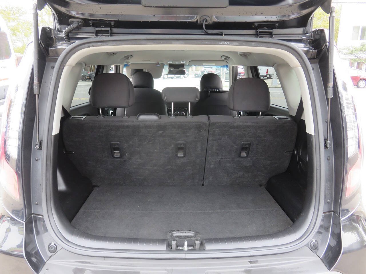 Used 2015 Kia Soul FWD image 20