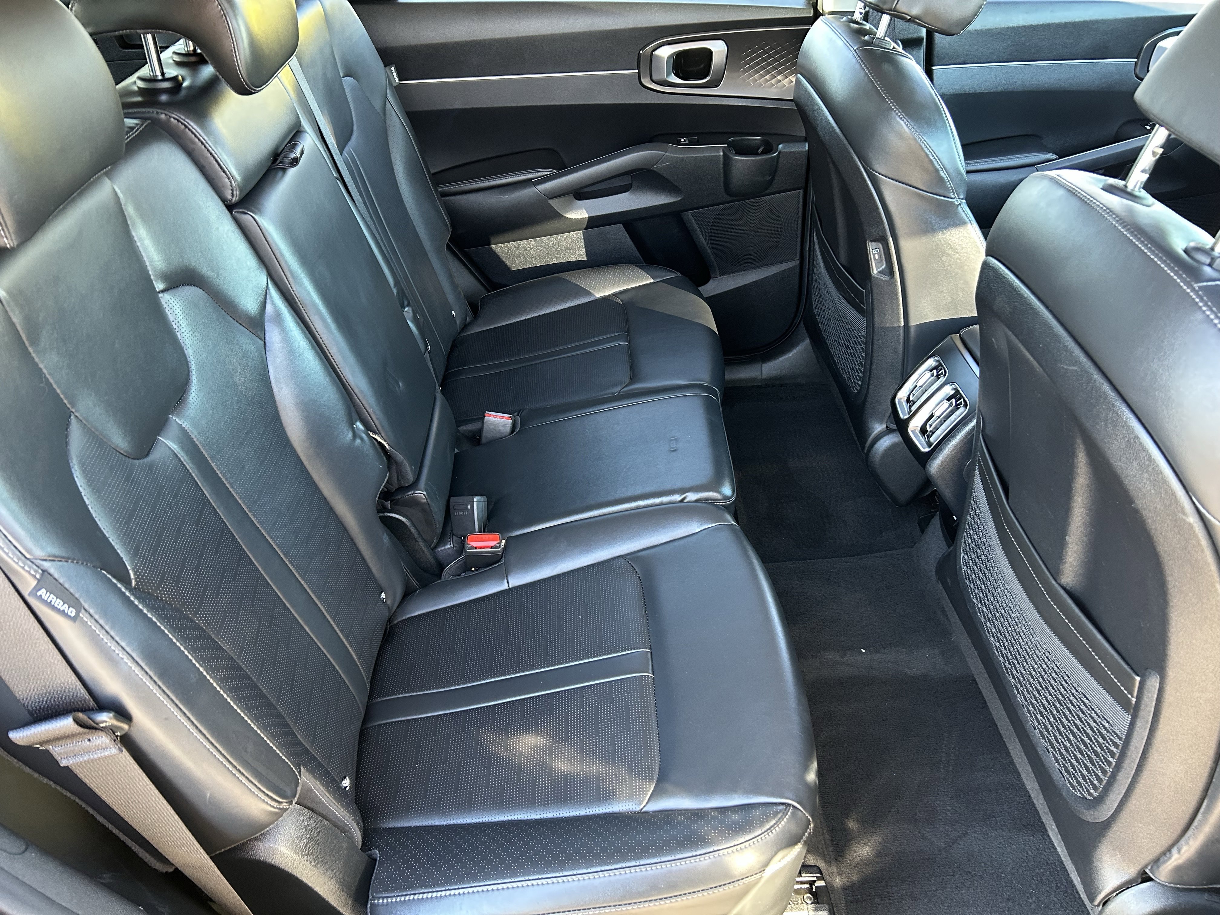 Certified 2024 Kia Sorento S image 12