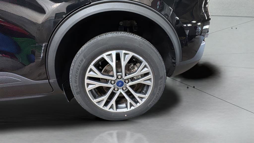 Used 2022 Ford Escape SEL image 17