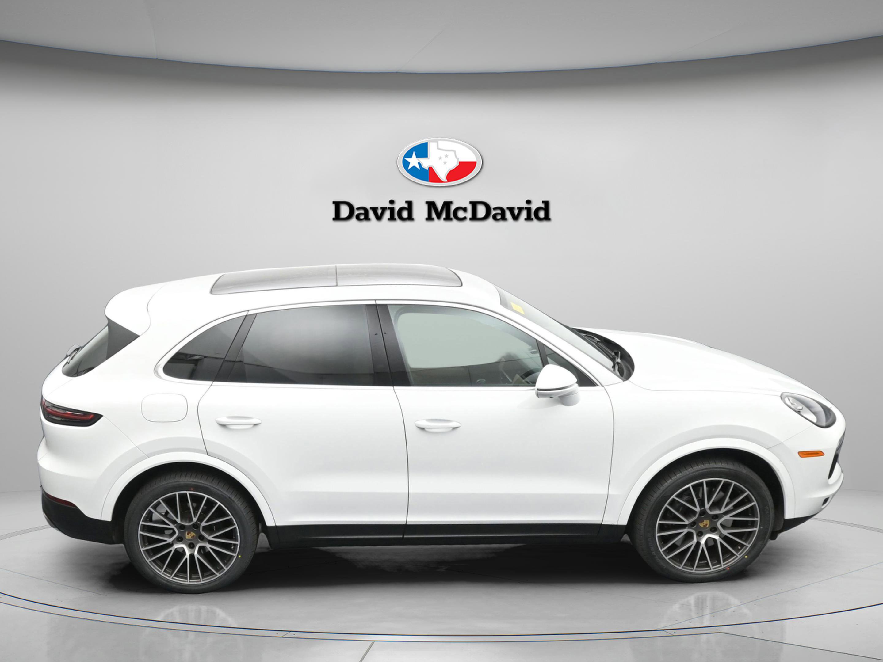 Used 2022 Porsche Cayenne image 21