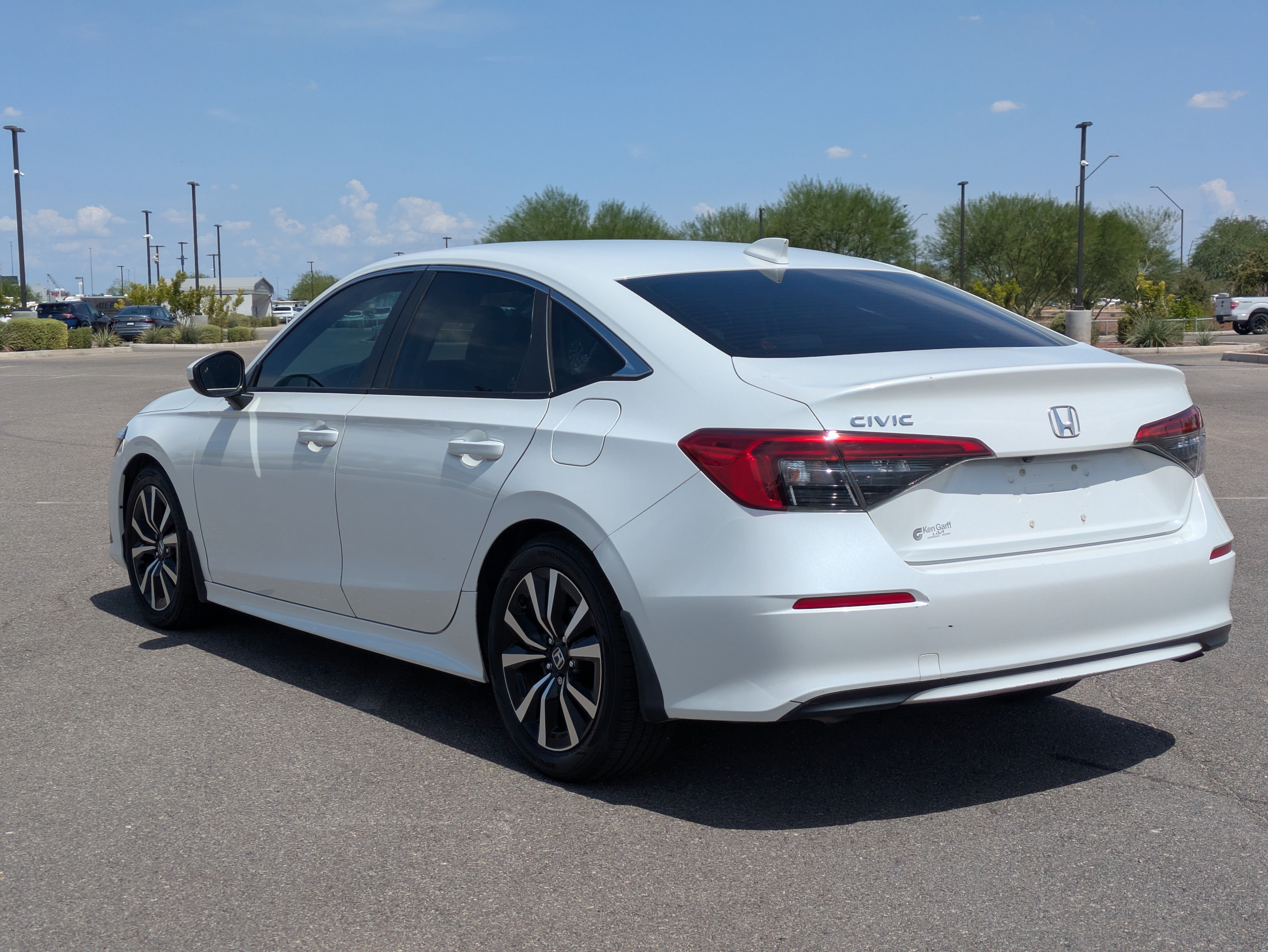 Used 2022 Honda Civic EX image 3