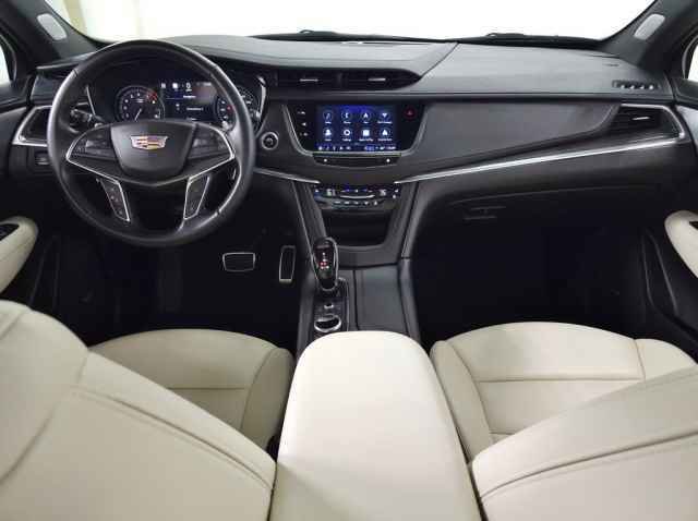 Certified 2023 Cadillac XT5 Sportv w/ Technology Package AWD/4WD image 16