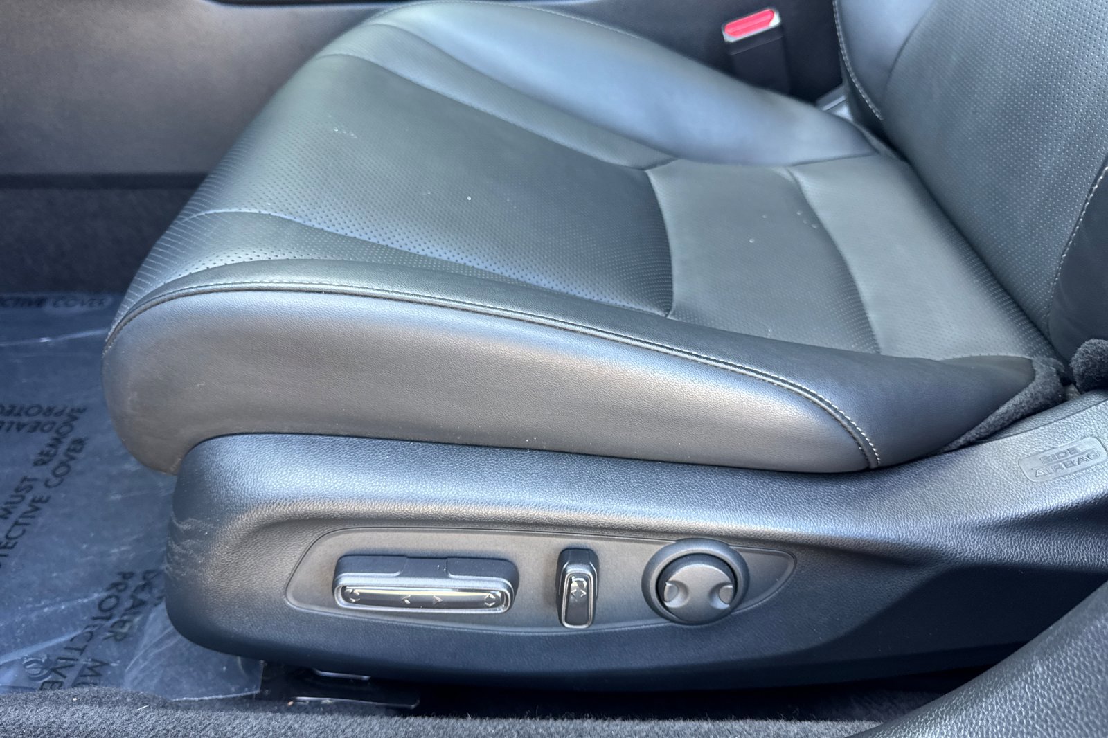 Used 2023 Honda Accord Touring image 14