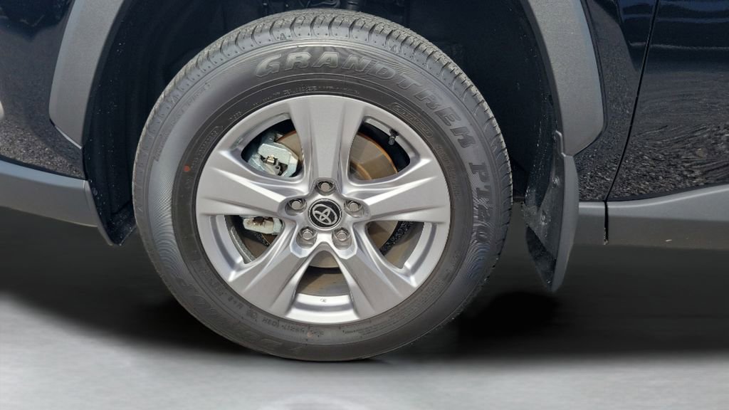 Certified 2025 Toyota RAV4 XLE w/ Convenience Package image 10