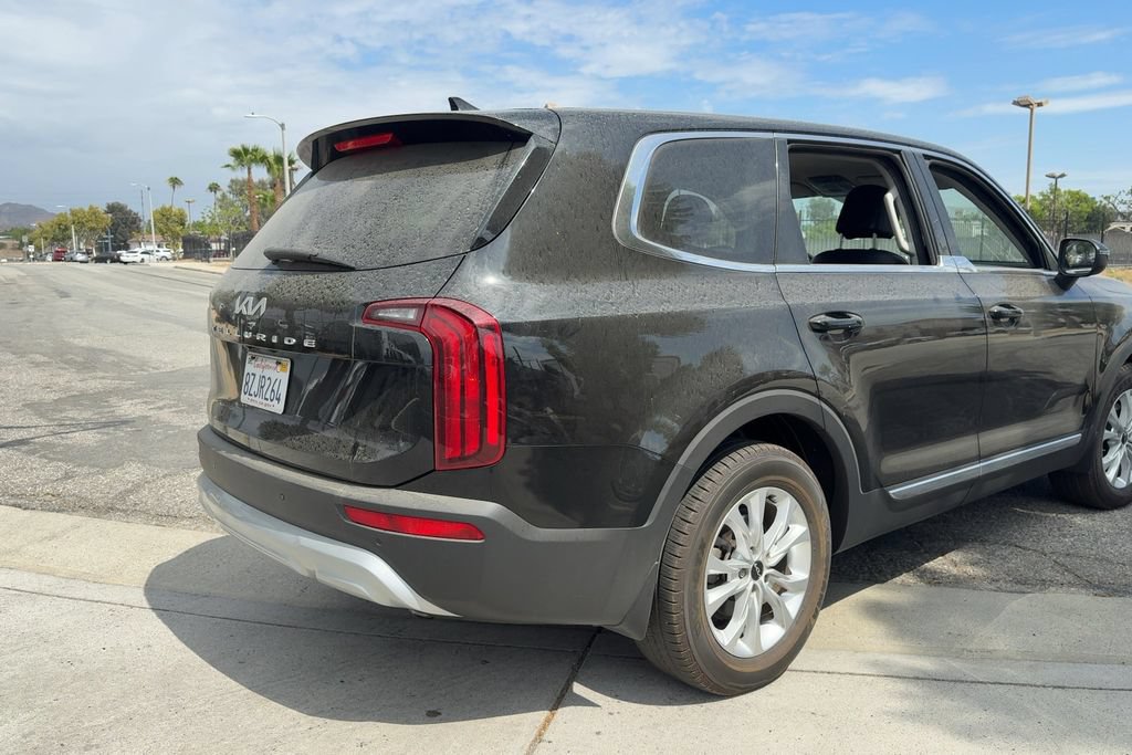 Used 2022 Kia Telluride LX FWD image 6