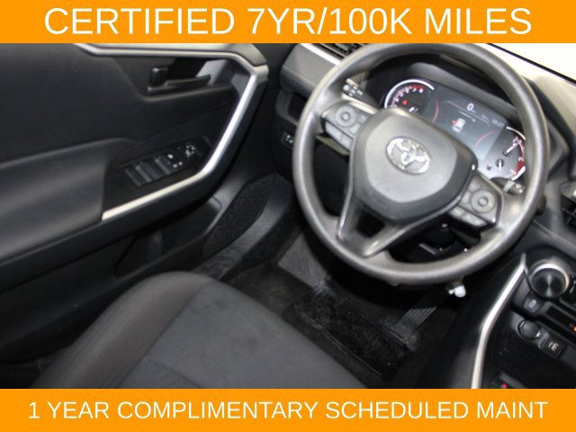 Used 2025 Toyota RAV4 LE AWD/4WD image 17