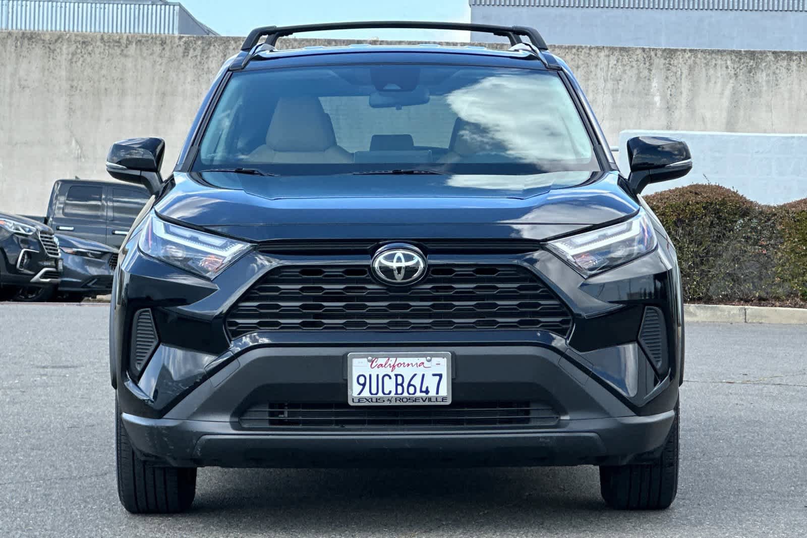 Used 2025 Toyota RAV4 LE AWD/4WD image 10