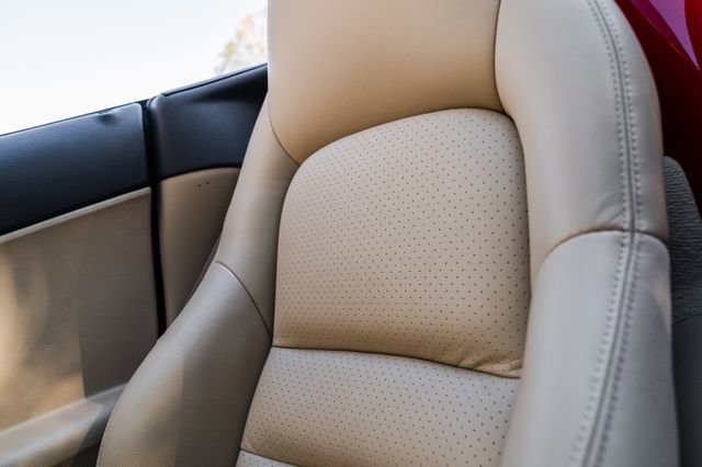 Used 2006 Chevrolet Corvette Convertible w/ Preferred Equipment Group image 22