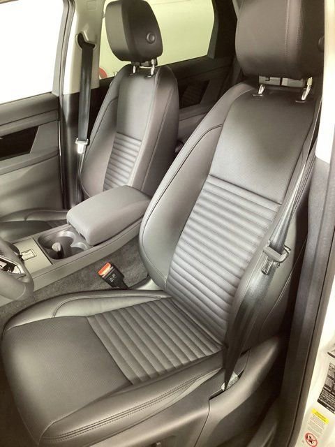 Certified 2025 Land Rover Discovery Sport S image 10